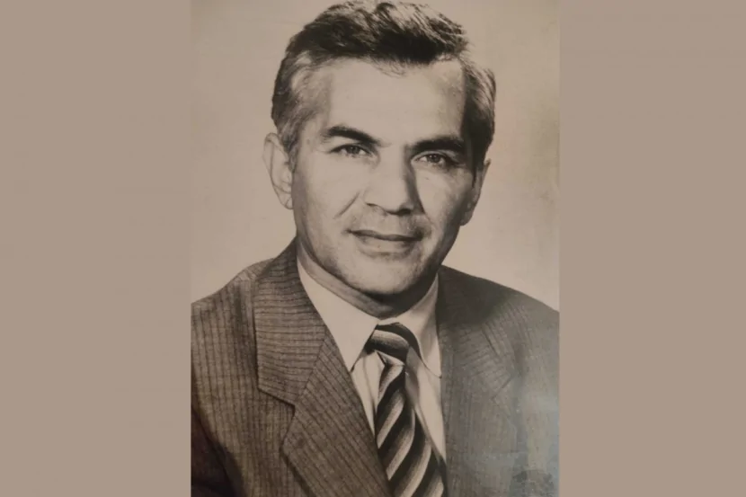 Əzizağa Quliyev vəfat edib