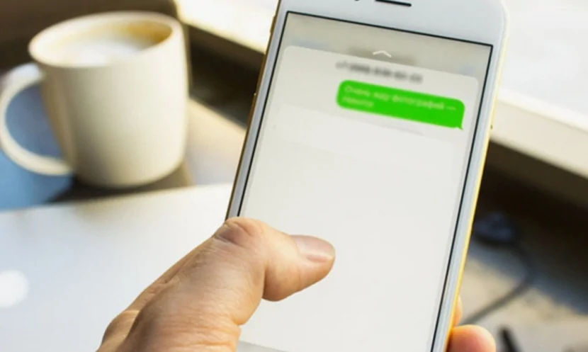 Azərbaycanda cütlükdən ŞOK ƏMƏL - \"Whatsapp\"ları izləyib, satırmışlar