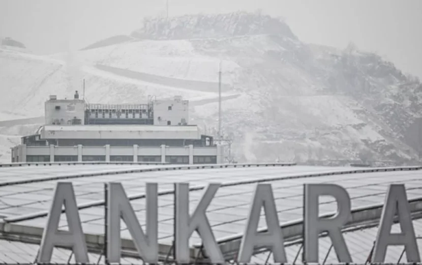 Güclü qara görə Ankarada məktəblər bağlandı