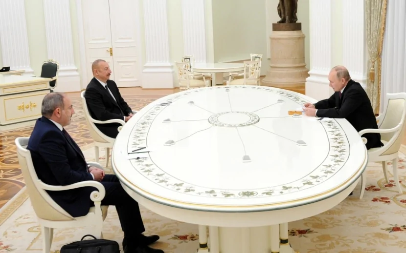 Moskvada Putin-Əliyev-Paşinyan görüşü GÖZLƏNİLİR