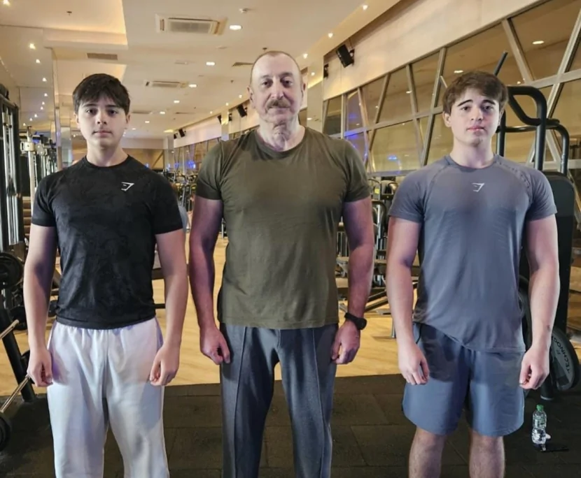“Baba ilə Antalyanın idman zalında məşq\" - Əlidən maraqlı PAYLAŞIM