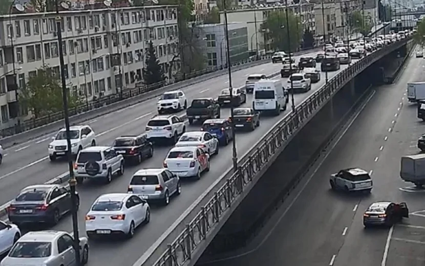 Bu yollarda tıxac var - Fotolar