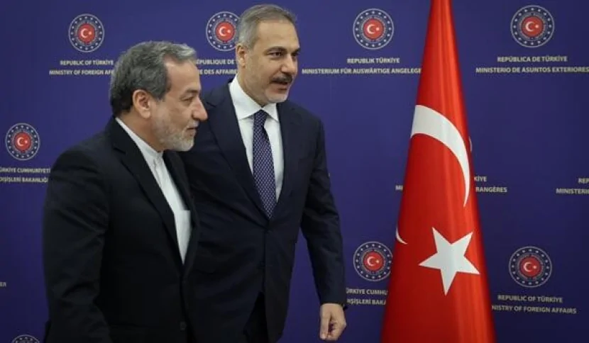 Arakçı Fidana Oman görüşündən danışdı
