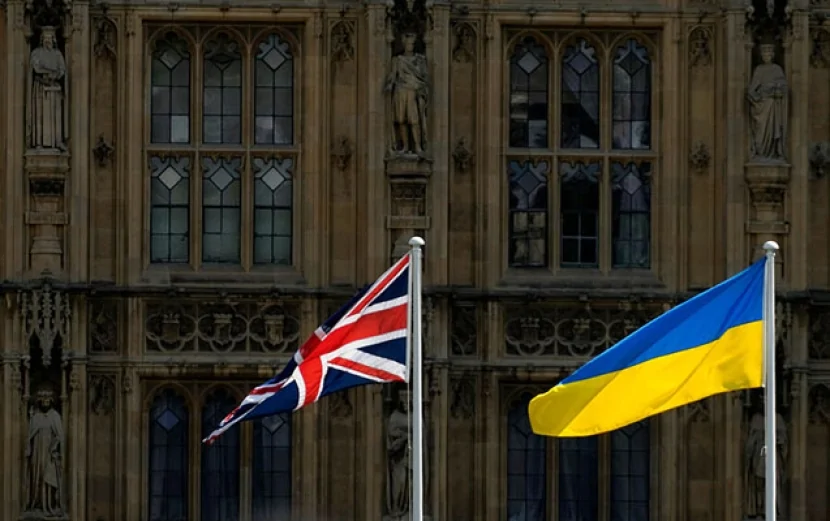 London Kiyevə 1 milyard dollar köçürdü