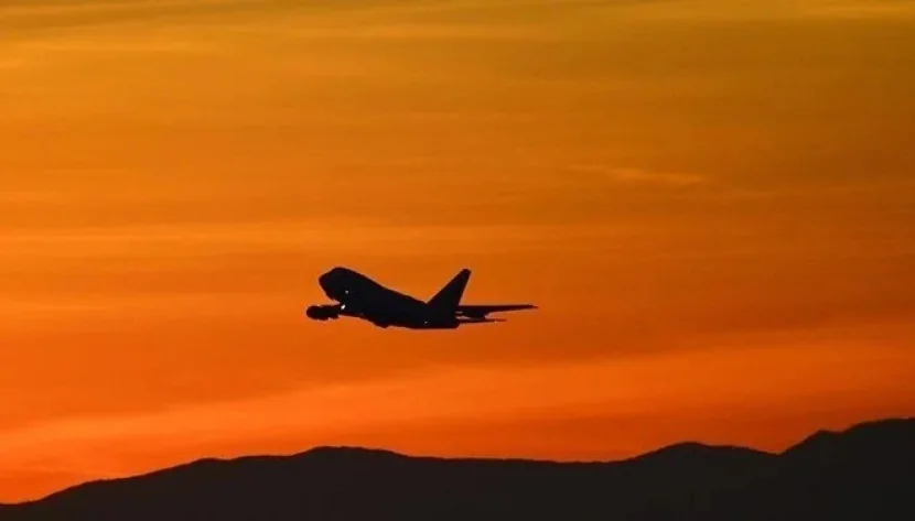 Təyyarə qəzaya uğradı: Pilot öldü