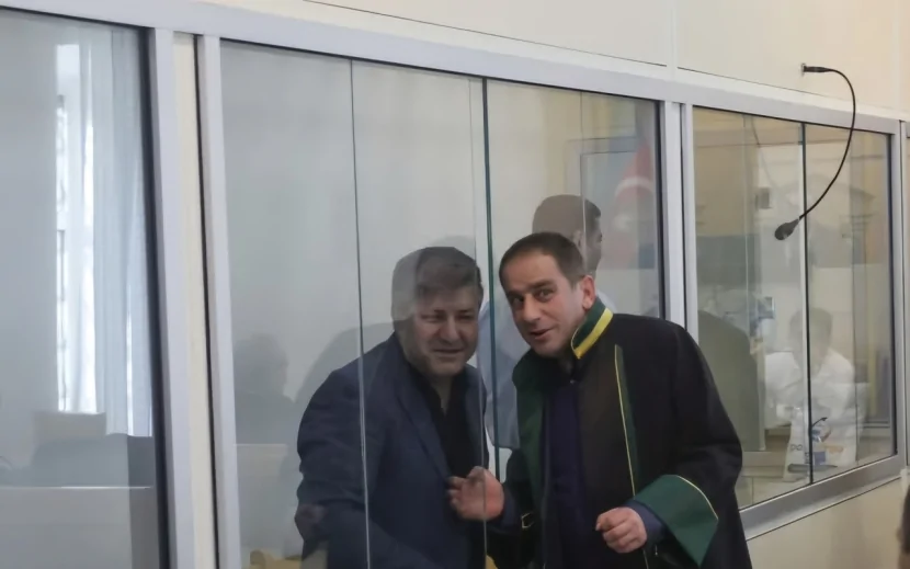 Əvəz Zeynallı cəzadan azad edilə bilər - Vəkil