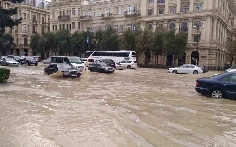 “Şəhərin baş planı sıradan çıxarılıb, sistem çöküb” – EKSPERT