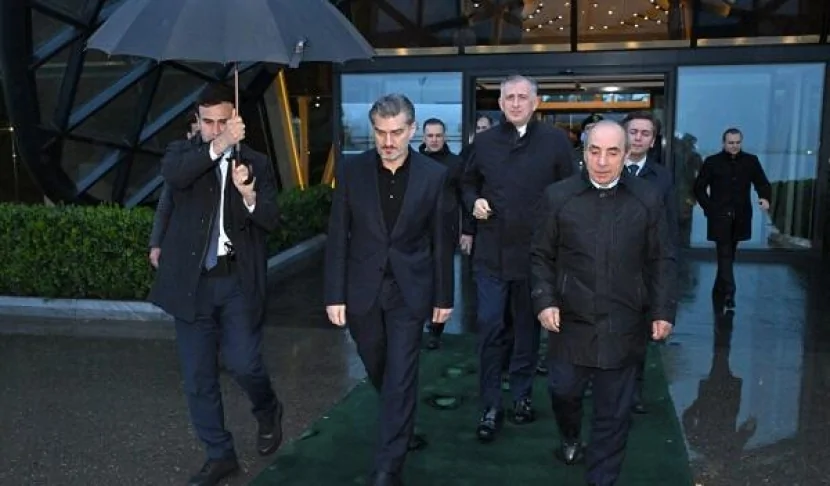 Gürcüstan prezidentinin Bakı səfəri başa çatdı
