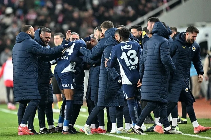 “Fənərbaxça” öz meydanında vacib iki xal itirib