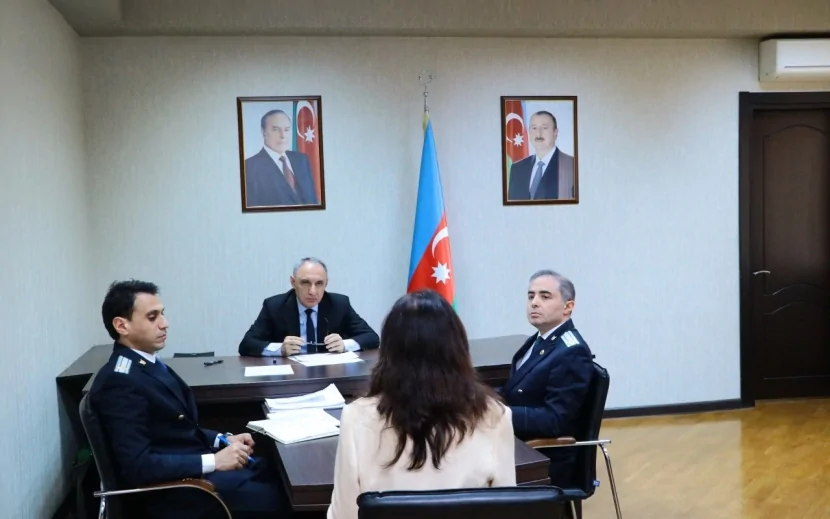 Baş prokuror Sabunçuda vətəndaşları qəbul etdi - FOTO