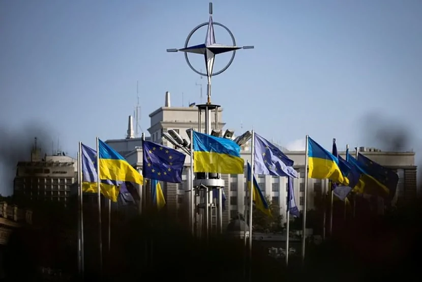 Ukrayna NATO-dan ÇIXSIN! - ABŞ KİV