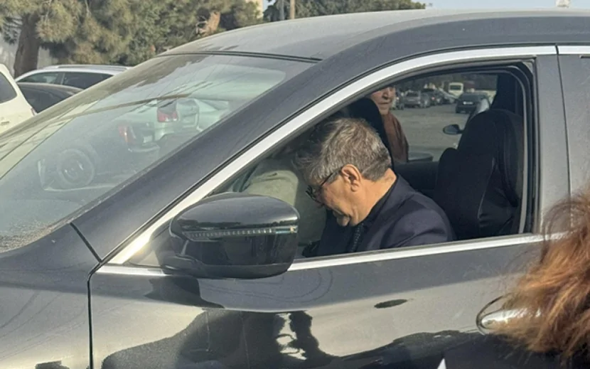 Əvəz Zeynallının azadlıqda ilk fotosu