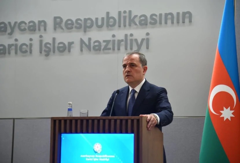 \"Minsk qrupunun fəalliyətinə davam etməsi məntiqsizdir\" - XİN rəhbəri
