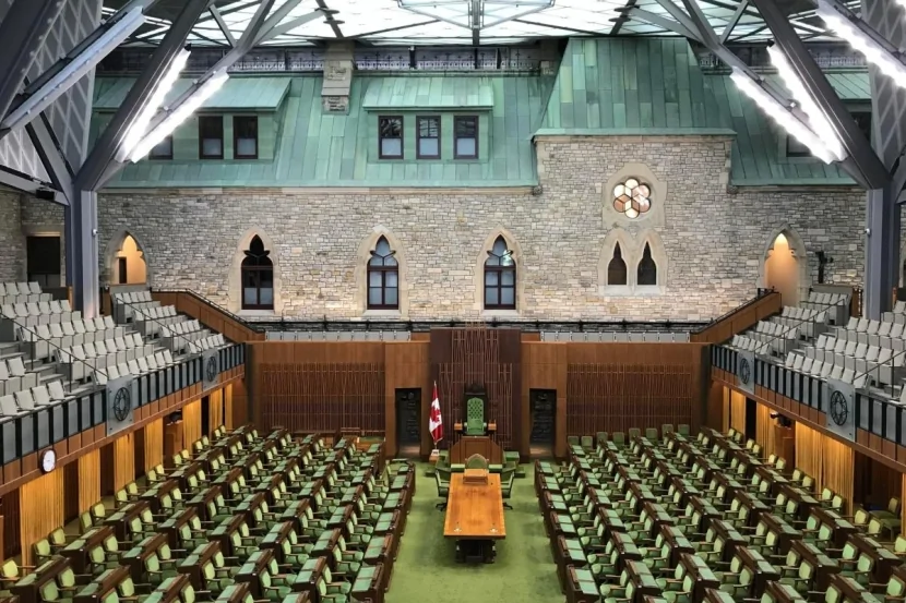 Kanadada növbədənkənar parlament seçkiləri keçiriləcək