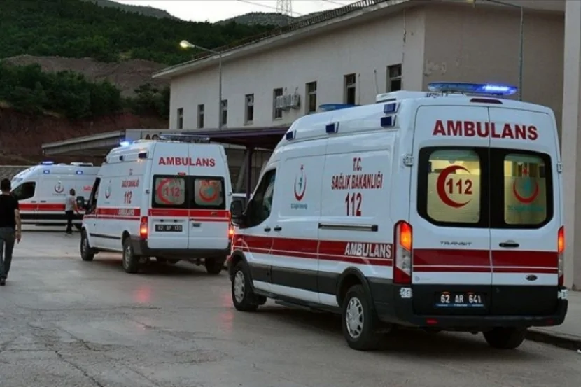 Türkiyədə turistləri daşıyan avtobus aşdı
