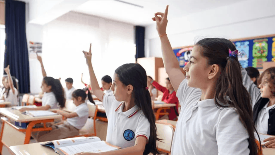Bu ölkədə məktəb və universitetlər üçün 2 günlük tətil ELAN EDİLDİ