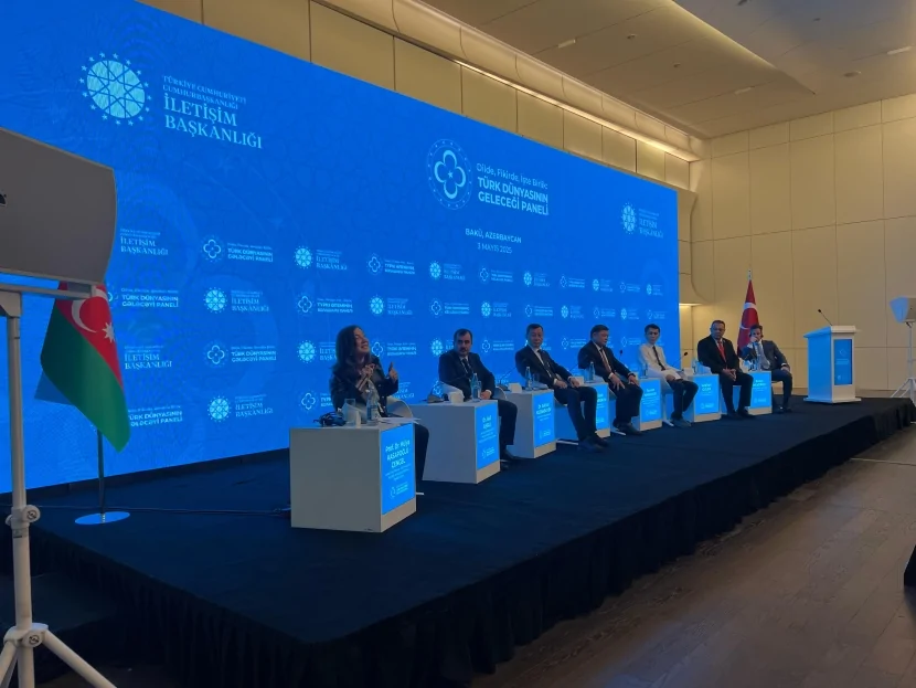 Bakıda \"Dildə, fikirdə, əməldə birlik – Türk dünyasının gələcəyi\" mövzusunda panel iclas keçirilir