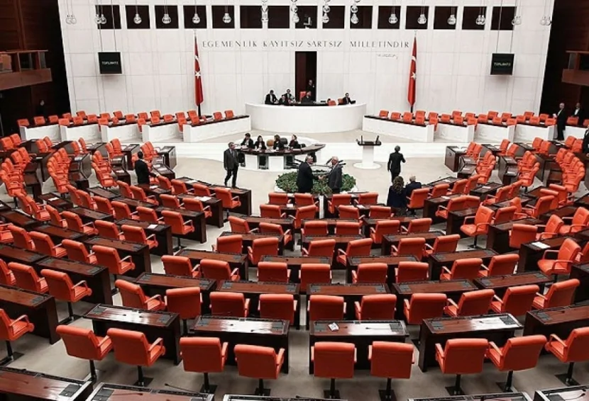 Türkiyə parlamentinə yeni sədr SEÇİLƏCƏK