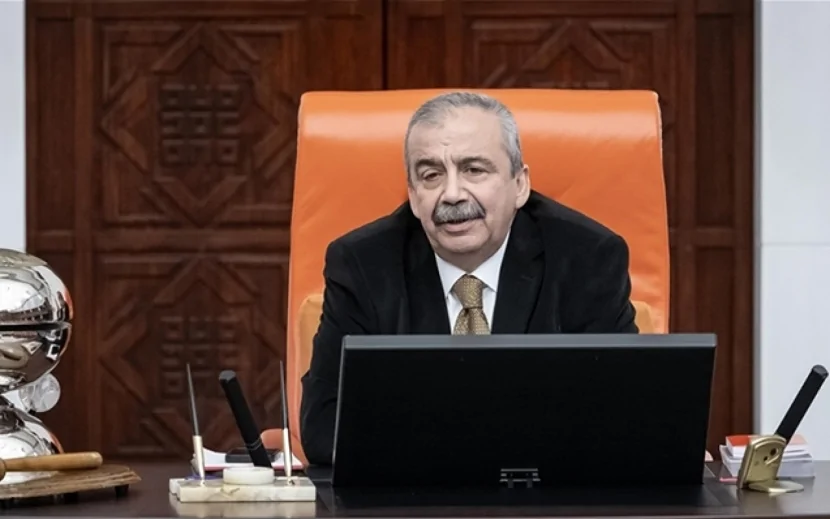 Sırrı Sürəyya Öndər vəfat etdi