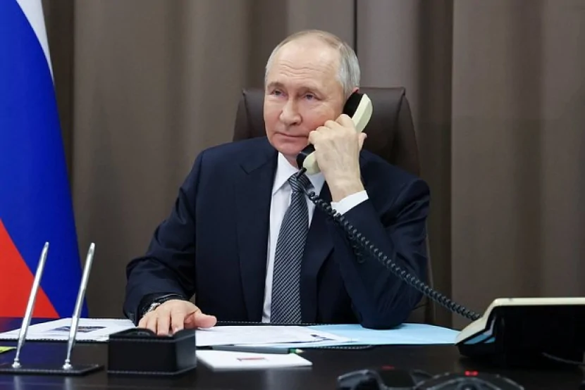 Putin Pezeşkiana ZƏNG ETDİ: Nə DANIŞDILAR?