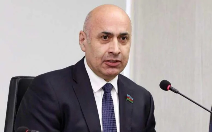 \"Məni 4 saatdan çox gözlətdilər\" - Azər Badamov Rusiyada saxlanılmasından danışdı