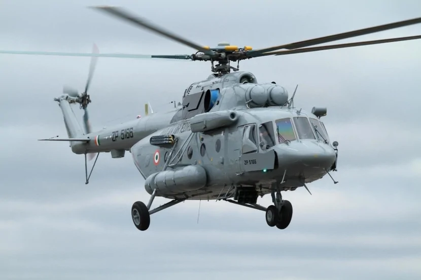 Helikopter qəzaya uğradı: Ölənlər var - Bu ölkədə