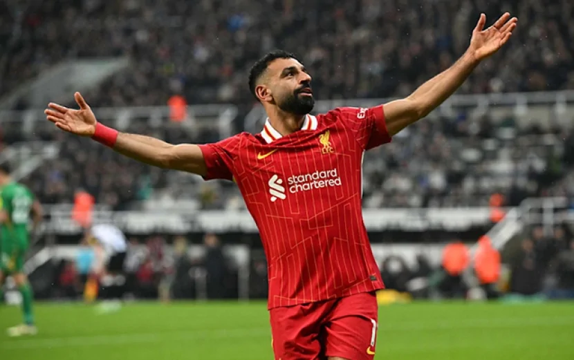 Salah 3-cü dəfə ilin futbolçusu seçildi