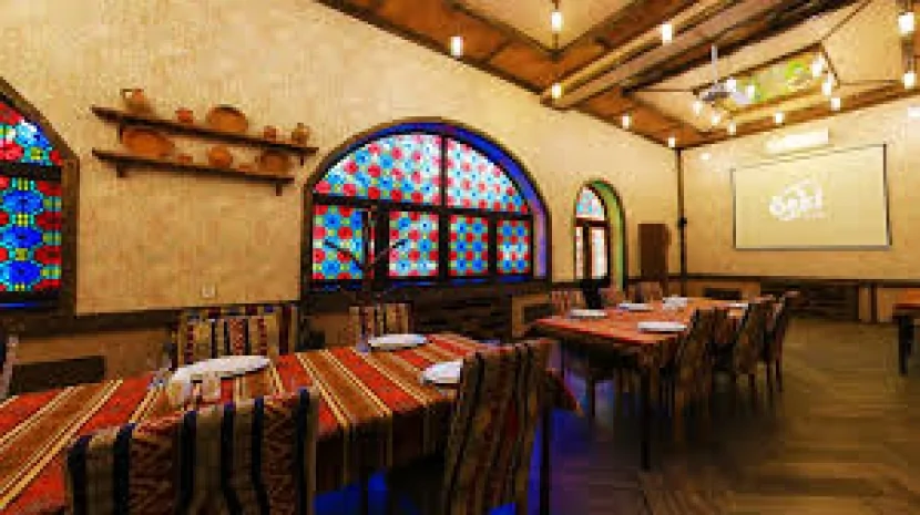 Məşhur “Şəki” restoranı sökülür