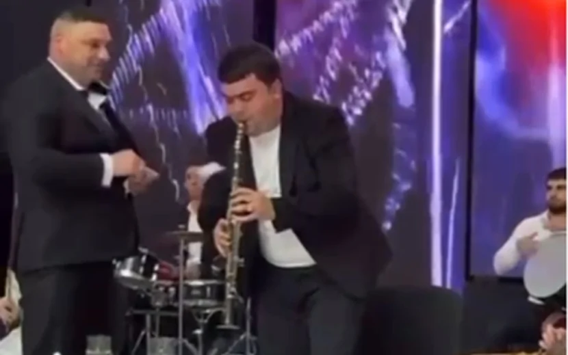 Mahir Şükürov toyundan video paylaşdı