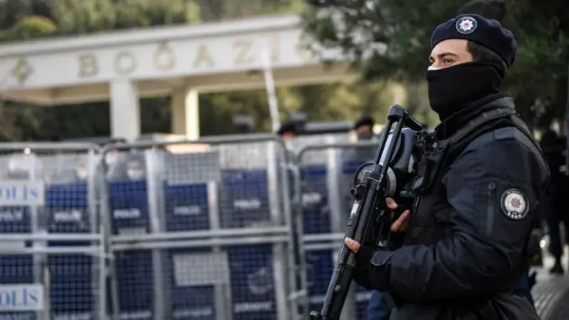 Bu universitetdə etiraz aksiyası: 97 nəfər saxlanılıb - DETALLAR