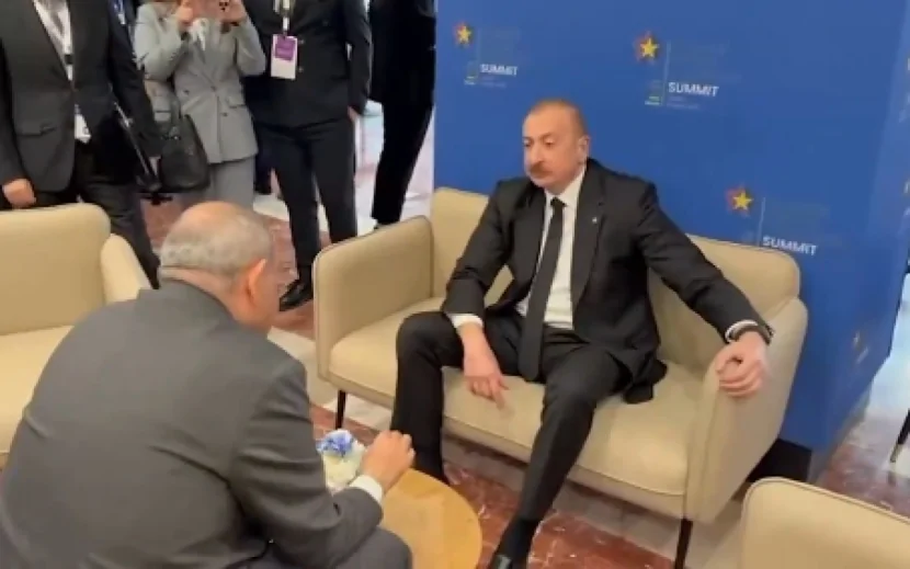 Prezident Paşinyanla görüşdü - VİDEO