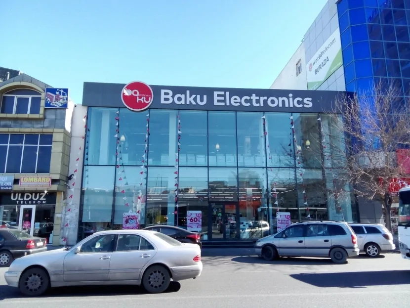 \"Baku electronics\"də yanğın oldu