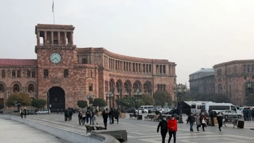 Ermənistanda partlayış YARALILAR VAR