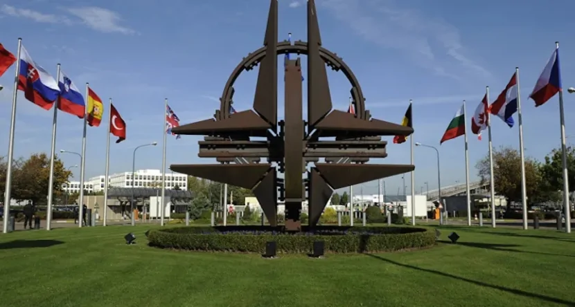 Almaniya NATO-nu gücləndirmək İSTƏYİR