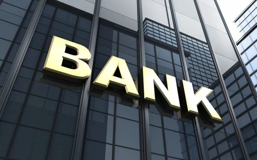 Azərbaycanda bankların mənfəəti azalıb