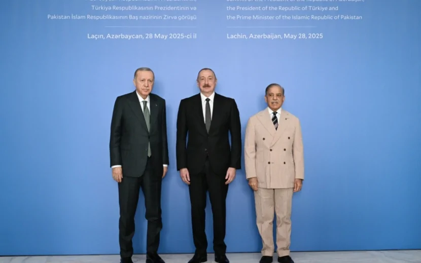 Liderlər Laçında seyrəngahda olublar