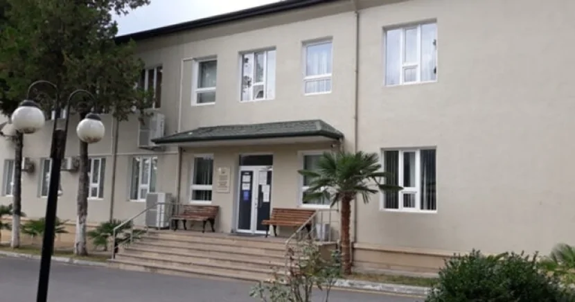 Yolu keçən piyadanı MAŞIN VURDU