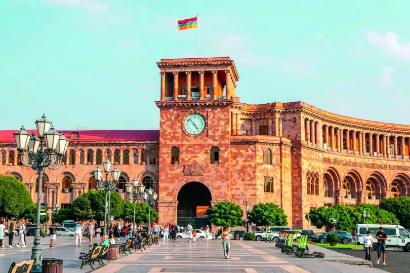 Ermənistanda atışma: Yaralılar var