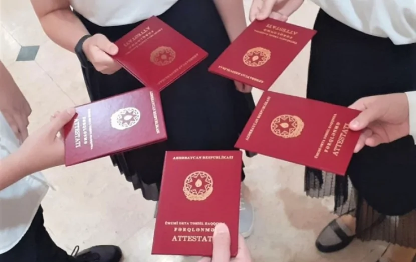 Attestat üçün pul ödəməyin! - Məzunlara rəsmi çağırış