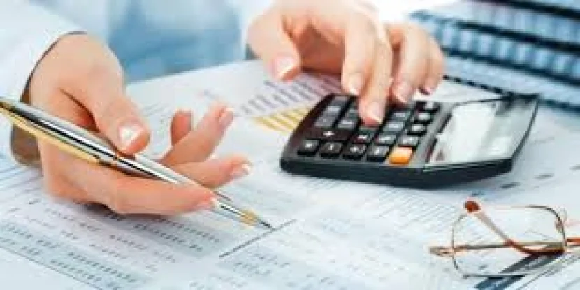 Kommersiya qurumlarının 86%-ə yaxını elektron qaydada qeydiyyata alınıb
