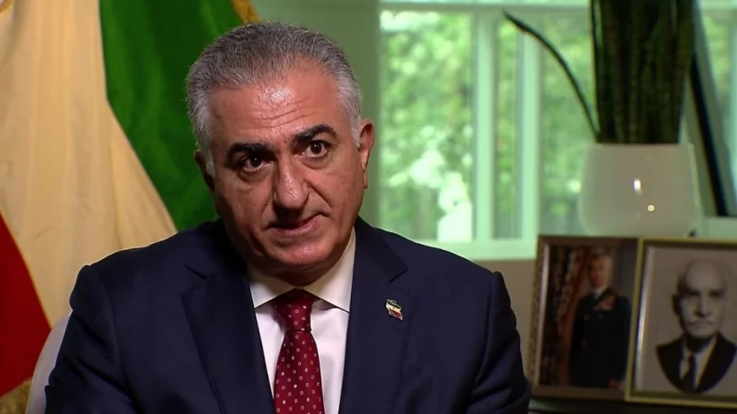 İran şahının oğlu xalqı üsyana ÇAĞIRDI