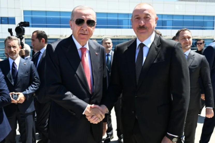 Ərdoğan İlham Əliyevi belə qarşıladı - FOTOLAR