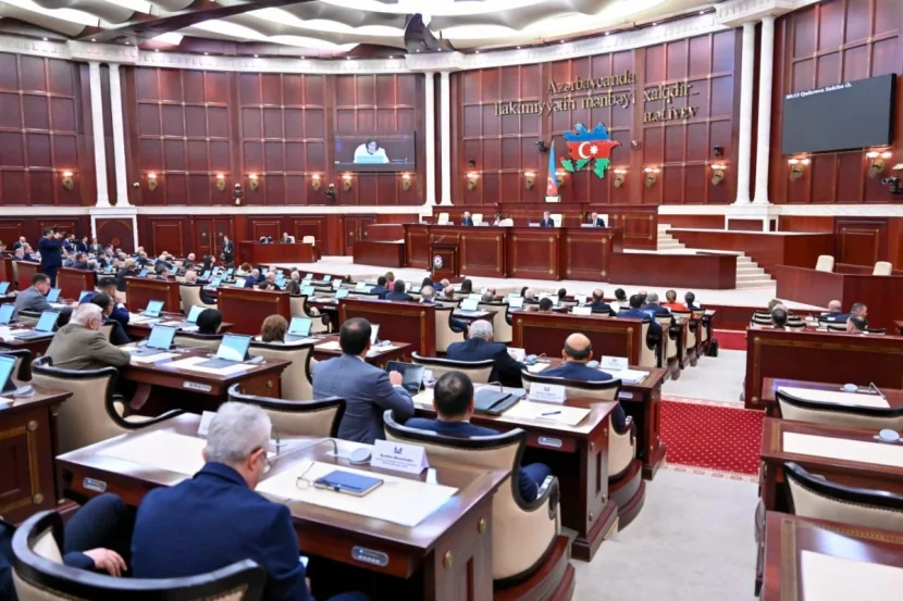Milli Məclisin növbəti iclası başlayıb