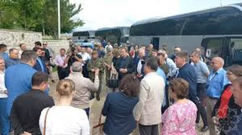 Diplomatik korpus nümayəndələri Şuşa şəhəri ilə tanış olublar