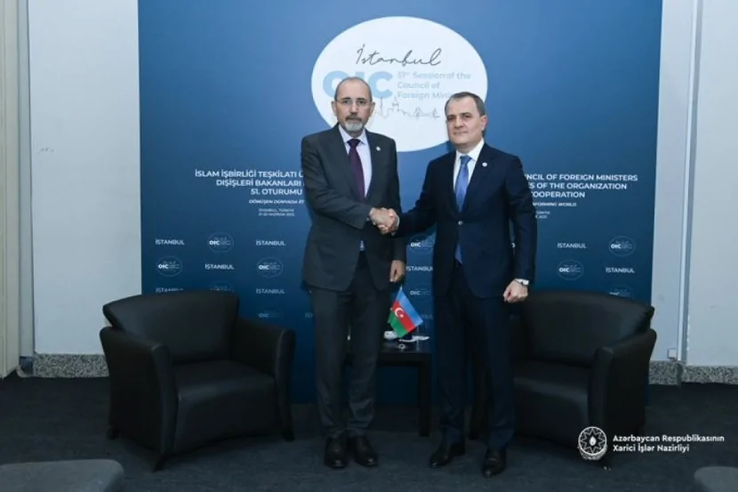 Azərbaycan və İordaniya XİN rəhbərləri görüşüb