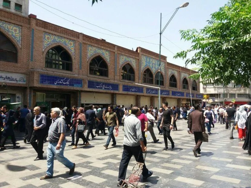 Tehranda ABŞ və İsrailin hücumlarına qarşı etiraz aksiyası KEÇİRİLİR