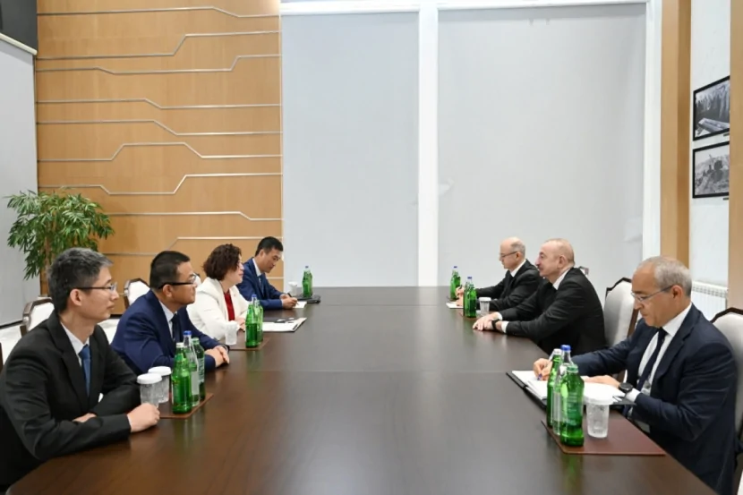 Prezident “Dongfang Electric İnternational Corporation”ın sədrini qəbul edib - FOTOLAR