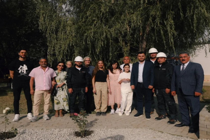 Leyla Əliyeva və Arzu Əliyeva Altıağac Milli Parkında