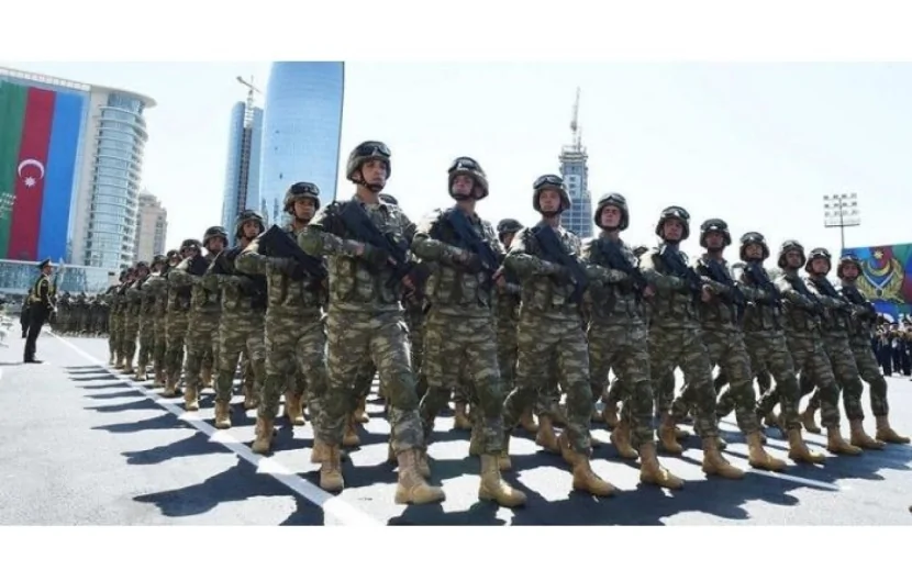 Sabah hərbçilərin yürüşü olacaq - FOTO