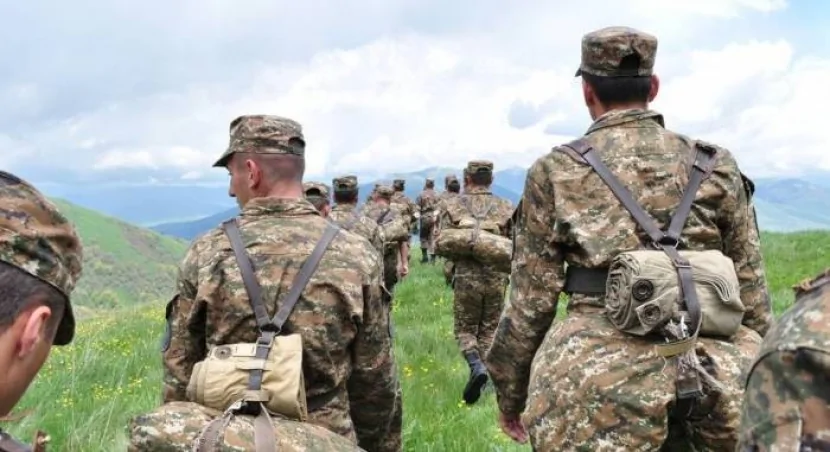 Ermənistanda ehtiyatda olanlar təlimə çağırıldı